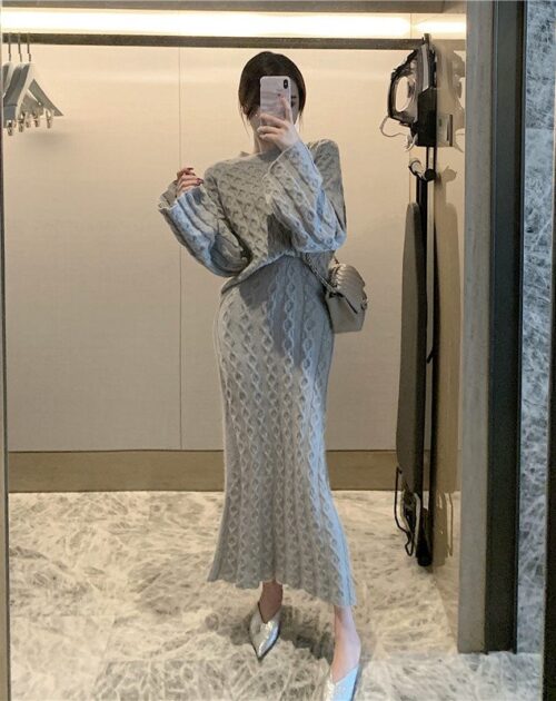 O-Neck Loose Grey Jumper and Knitted Maxi Skirt