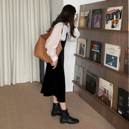 Autumn / Winter Puritan Lace Collar Long Sleeves Velvet Patchwork Midi Dress - Image 4