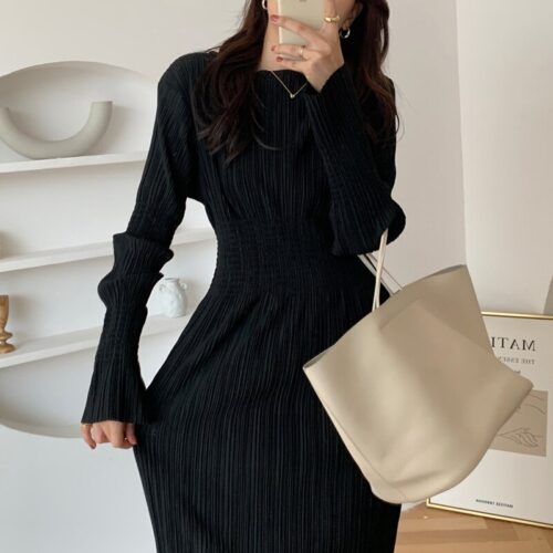 Autumn O-Neck Long Sleeves Pleated Black Midi Dress - Image 4