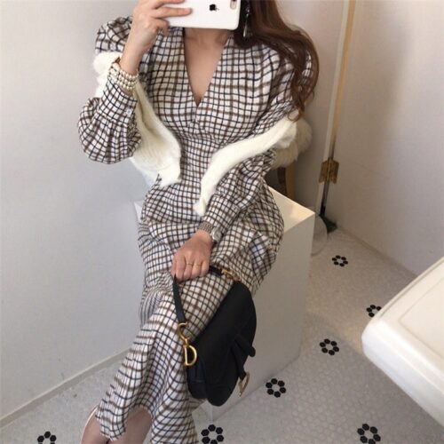 Autumn V-Neck Puff Sleeves Slim Plaid Midi Dress