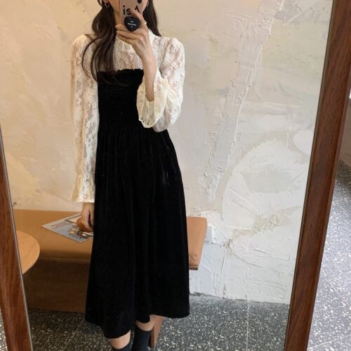 O-Neck Flare Sleeves Lace Patchwork Midi Dress
