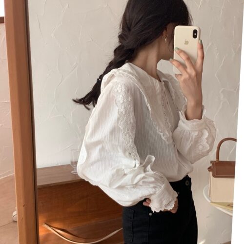 Spring / Autumn Korean Butterfly Collar Lantern Sleeves Lace Blouse - Image 2