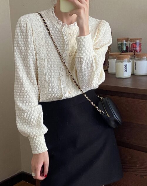 Autumn O-Neck Long Sleeves Lace Buttons Blouse
