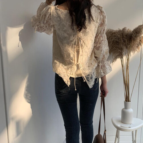 Spring / Summer O-Neck Long Sleeves Embroidery Floral Lace Blouse - Image 3