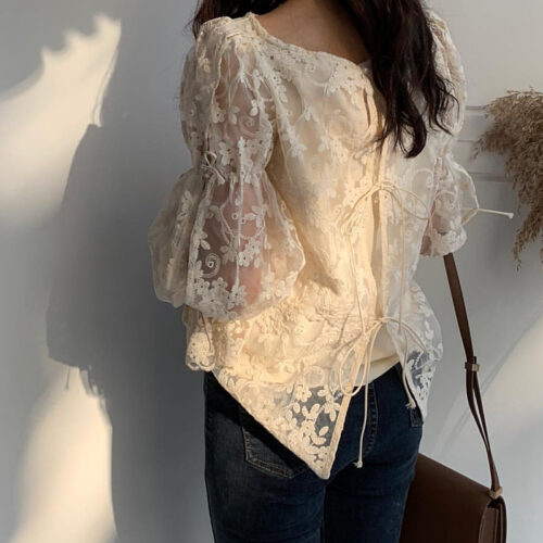 Spring / Summer O-Neck Long Sleeves Embroidery Floral Lace Blouse - Image 4