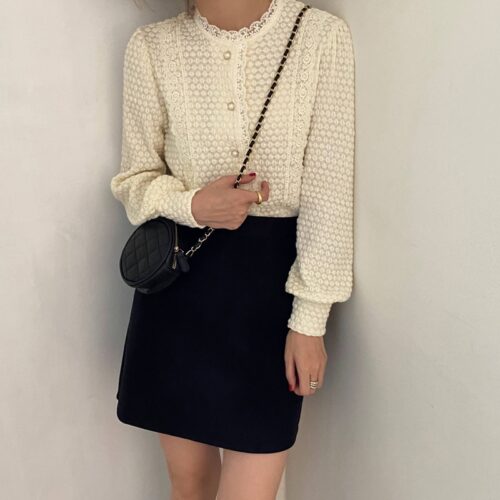 Spring / Autumn O-Neck Long Sleeves Lace Buttons Blouse - Image 3