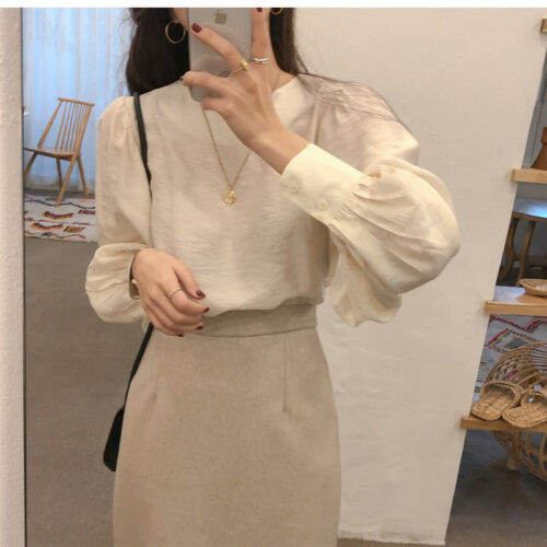 Spring / Autumn O-Neck Long Puff Sleeves Two-Button Cuffs Loose Solid Blouse - Image 2