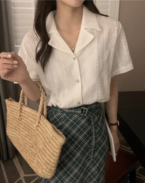 Short Sleeves Embroidery Solid Buttons Blouse