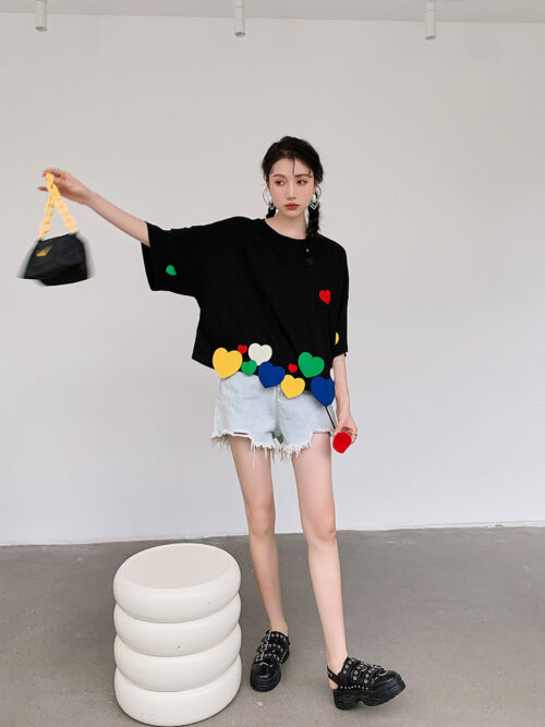 Summer Korean O-Neck Short Sleeves Colorful Heart Patch T-Shirt - Image 4