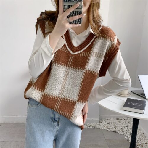 Autumn Korean V-Neck Sleeveless Plaid Knitted Vest - Image 8