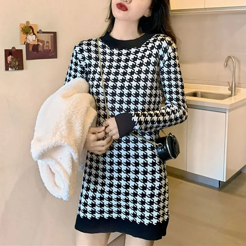Winter O-Neck Long Sleeves Houndstooth Mini Dress
